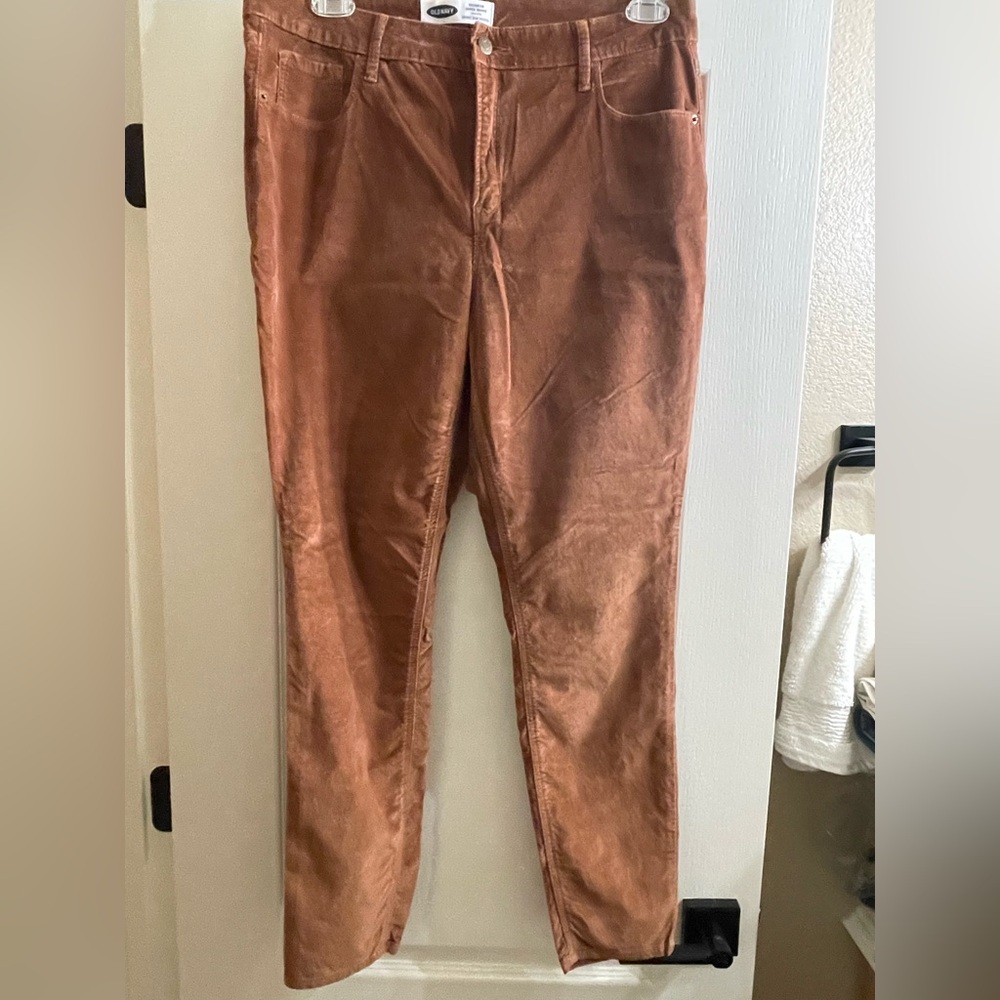 Old Navy Women's Rockstar Super Skinny Brown Velvet Jeans Size 16